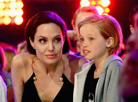 Shiloh Jolie Pitt Maschio O Femmina Il Fenomeno Dei Bambini Gender