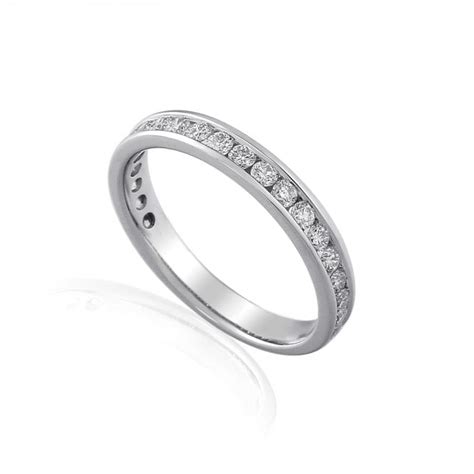 18ct White Gold Diamond Wedding Ring 0 25ct Round Brilliant Cut