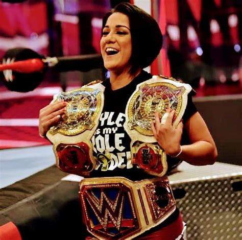 Pin By Henry Gillis On Bayley Wwe Female Wrestlers Wrestling Divas