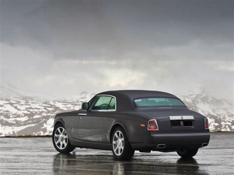 model rolls royce phantom coupe features video images