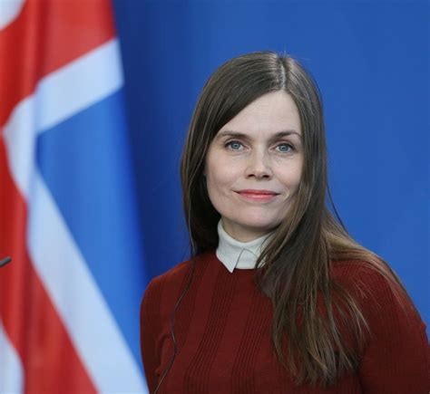 iceland    place   world    woman huffpost