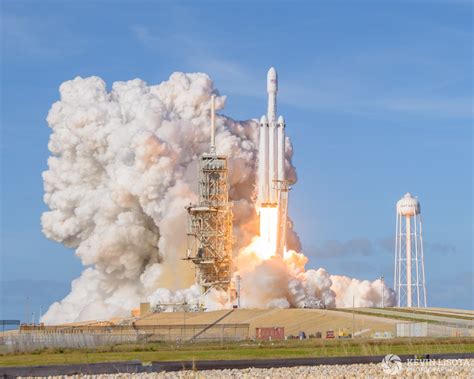 launch   spacex falcon heavy rocket kevin lisota photography