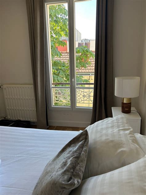 residence saint sabin updated  prices hotel reviews paris france
