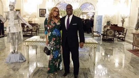 5 Facts About Charles Payne S Wife Yvonne Payne