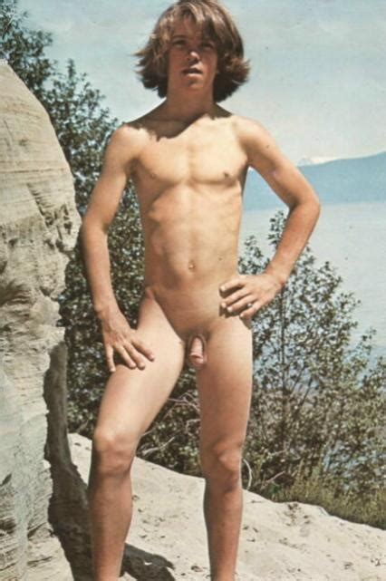 Male Nudity Of The 70 S