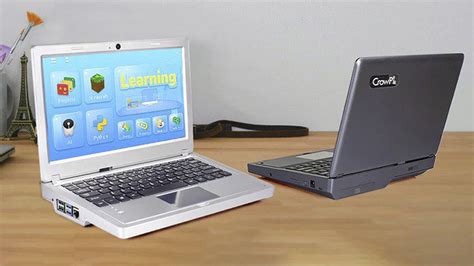 raspberry pi turn  popular single board computer   laptop   removable wireless