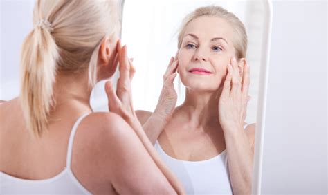dermatologist tips  younger  skin  years