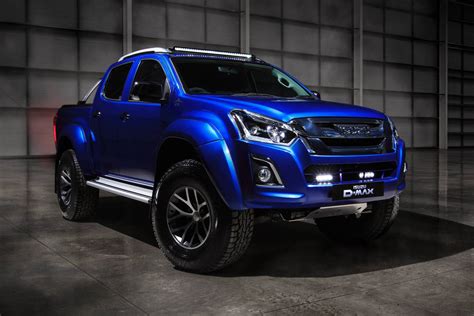 isuzu  max safir   brawny limited edition  road truck carscoops