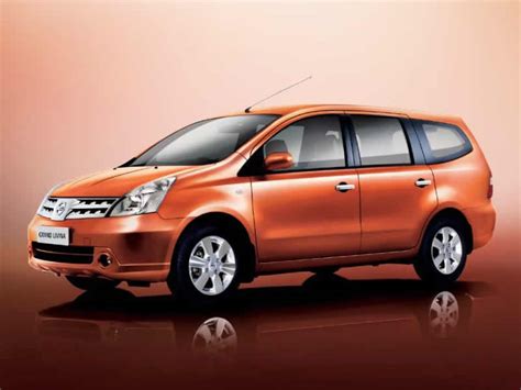 nissan grand livina car review  pictures  car review