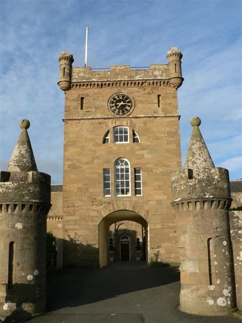 picture castle entrance