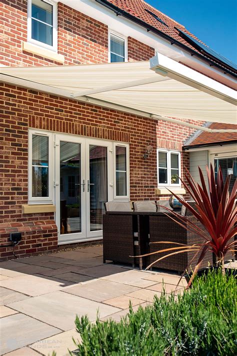 extend  living space   retractable aluminium awning outdoor awnings patio awning patio