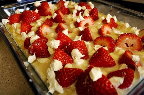 strawberry cream cheese cobbler  recipes ideas