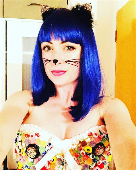 Halloween Costume Diy How To Make The Katy Perry Cupcake Bra Skinny Dip