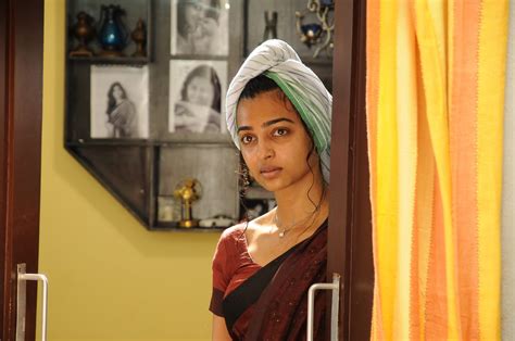 radhika apte new stills in dhoni movie ~telugu cinema news wallpapers