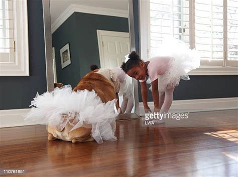 girl bend over photos et images de collection getty images