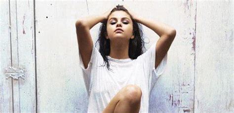 Selena Gomez Flaunts Her Sexy Legs In Pantless Cover Art For ‘good For