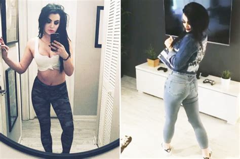 Wwe Star Paige Posts Full Body Selfie After Trolls Label