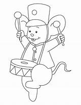 Coloring Pages Mouse Beating Drum sketch template