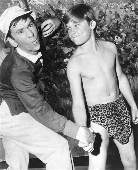 Bob Denver And A Young Kurt Russell On Gilligans Island Young