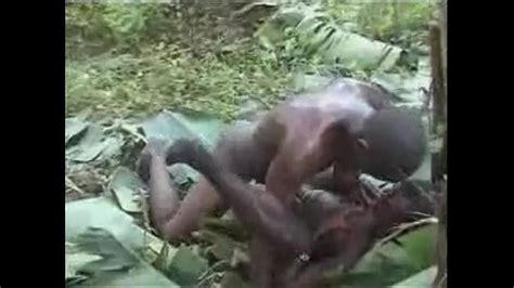 real african amateur fuck on tree xnxx