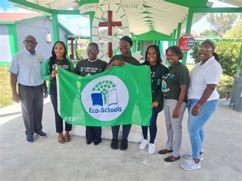 students  st johns college receive green flag zns bahamas