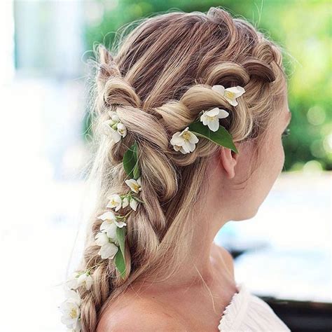 Swedish Stylist Creates Braided Hairdos That Are Perfect For Summer