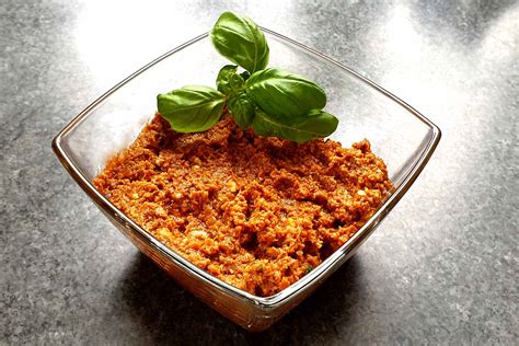 pesto mit getrockneten tomaten leckeres  minuten rezept