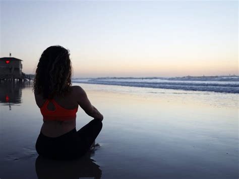 how to practice mindfulness meditation to calm your thoughts lifehack