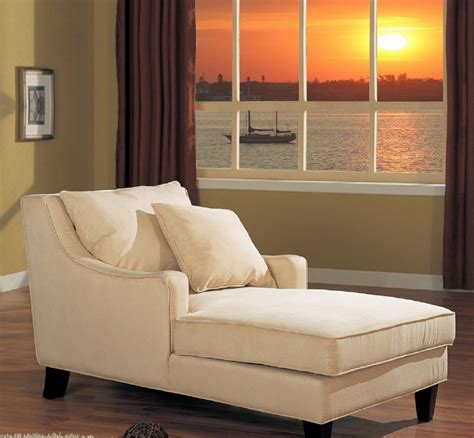 collection  upholstered chaise lounges