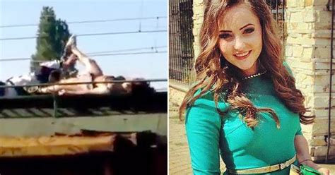 Selfie Mad Teen Dies After Being Electrocuted While Trying