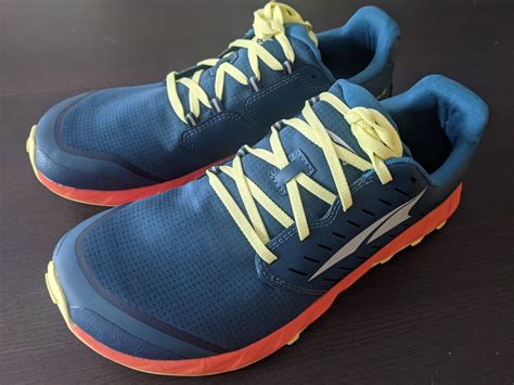 road trail run altra running superior  review smart