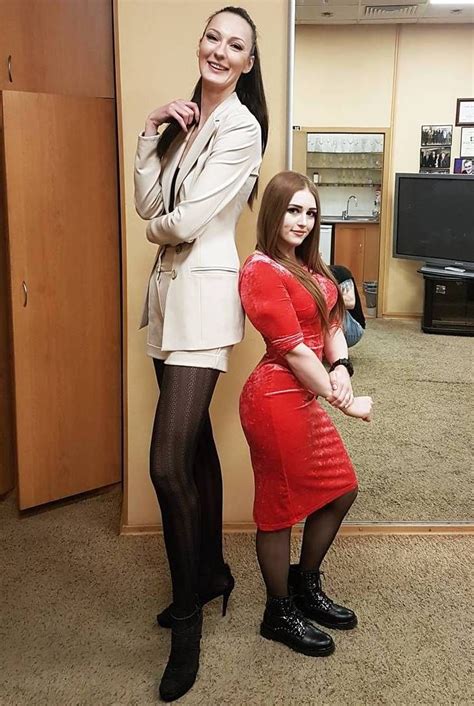 205cm And 165cm Tall Girl Tall Women Women