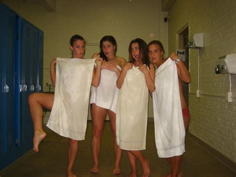 girls group locker room pics and galleries