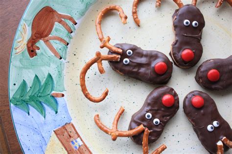 cute food  kids  edible reindeer crafts