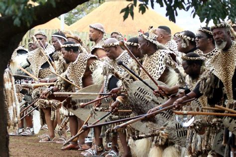 estimated 30 000 maidens attend reed dance zululand observer