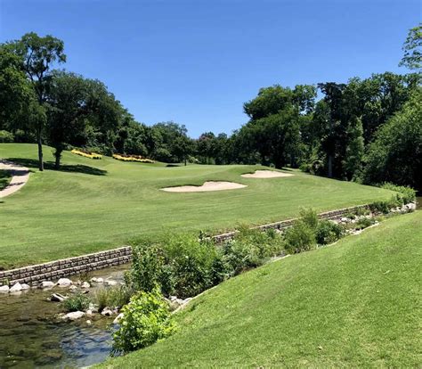 stevens park golf  dallas texas ricochet par save