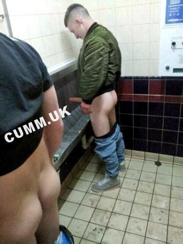 does anyone else enjoy showing off their big cocks at a public urinal ⋆ cumm uk