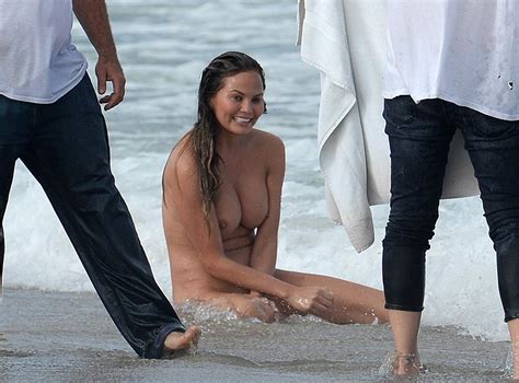 Chrissy Teigen Topless Photo Shooting At Miami Beach