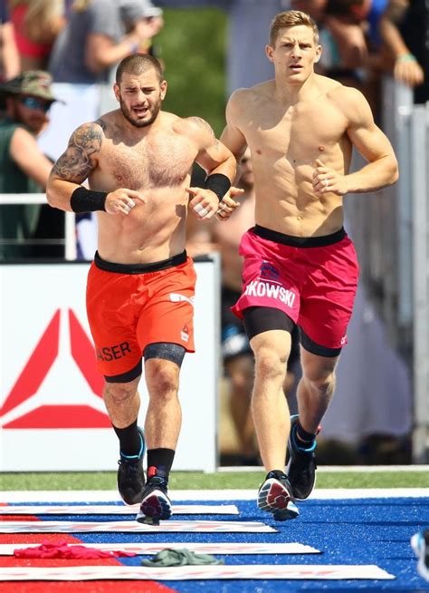 Pin By Howard Ahhon On Crossfit Crossfit Men Crossfit Games Hot Athlete