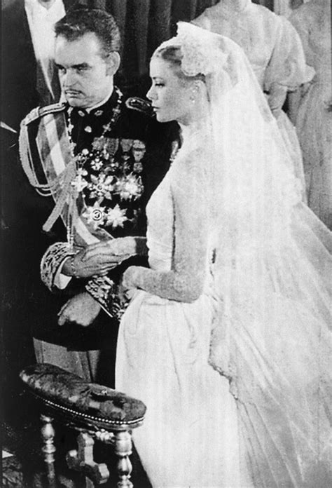 princess grace kelly of monaco 1956 vintage royal wedding dresses