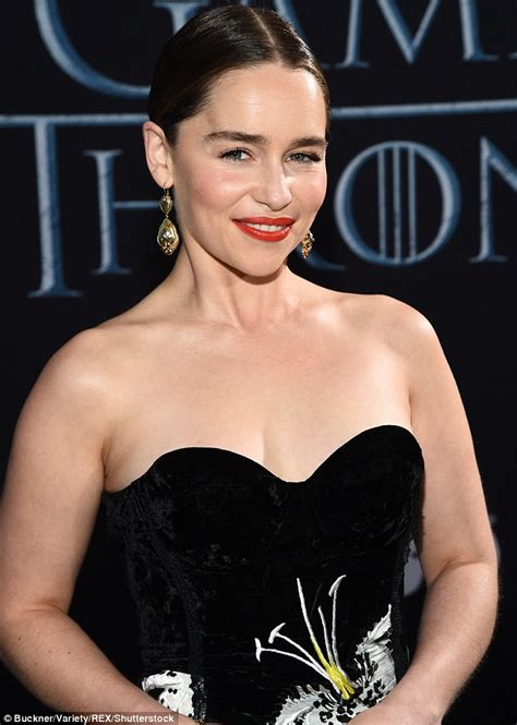 emilia clarke is red hot in a black gown at game of thrones premiere in hollywood daily mail