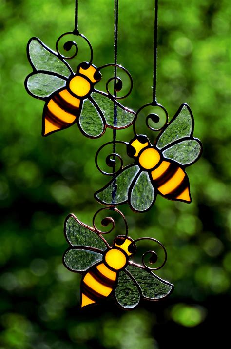 honey bee stained glass decor bee suncatcher garden decoration