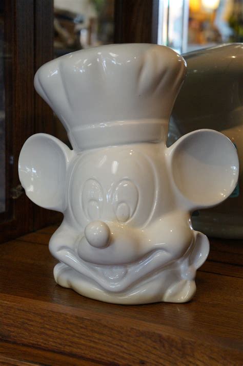 vintage mickey mouse collector cookie jar mickey mouse cookie jar