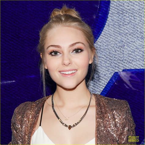 image annasophia robb denim days celebration 08 the carrie