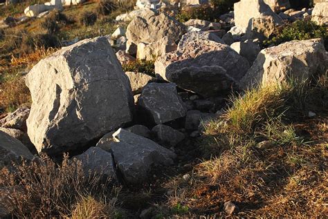 batu batu batu alam kering musim panas kebun batu padat batu