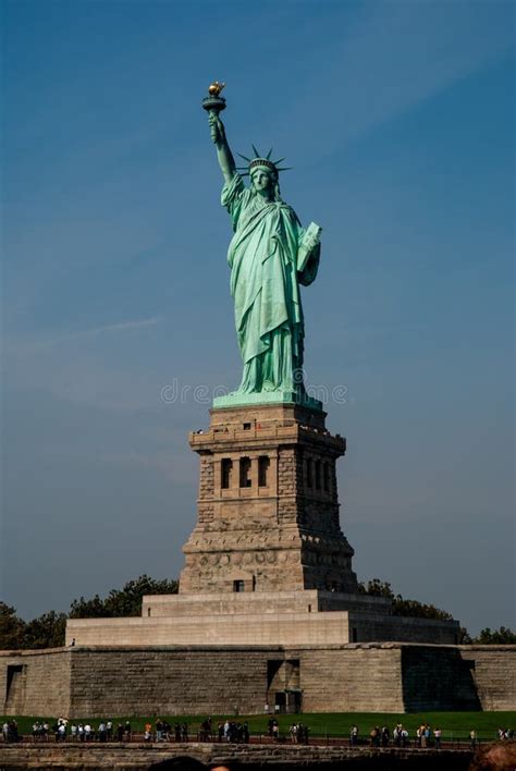 statue  liberty ii stock image image  tourists