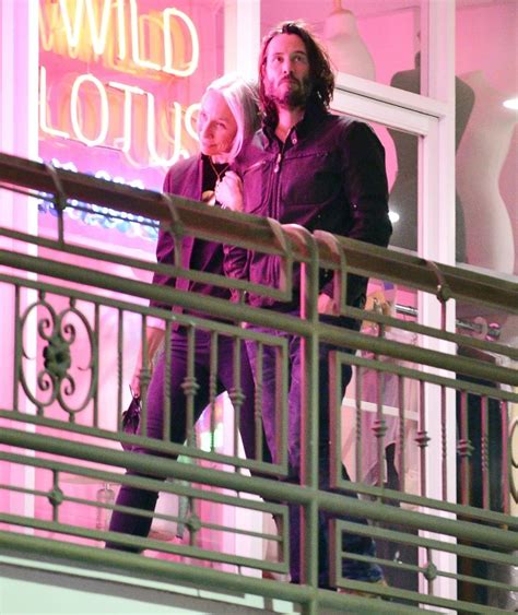Keanu Reeves Kisses Girlfriend Alexandra Grant On ‘matrix 4’ Set