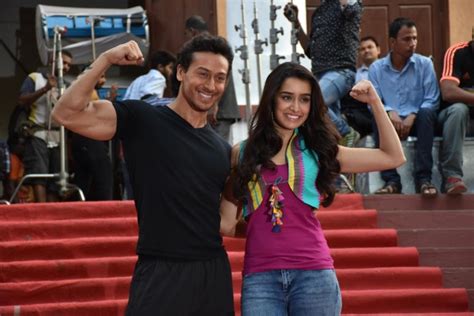 baaghi hd wallpapers baghi images pics photos and movie poster box office hits