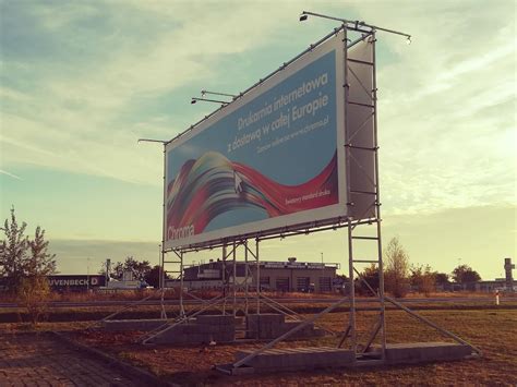 reklama wielkoformatowa zary billboard