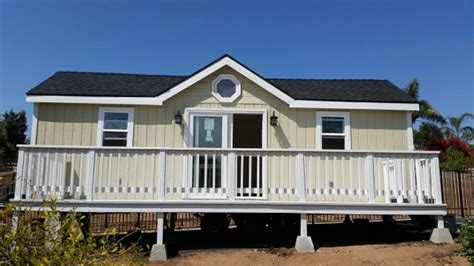 colonial cottage features classic colonial charm  miniature tiny houses